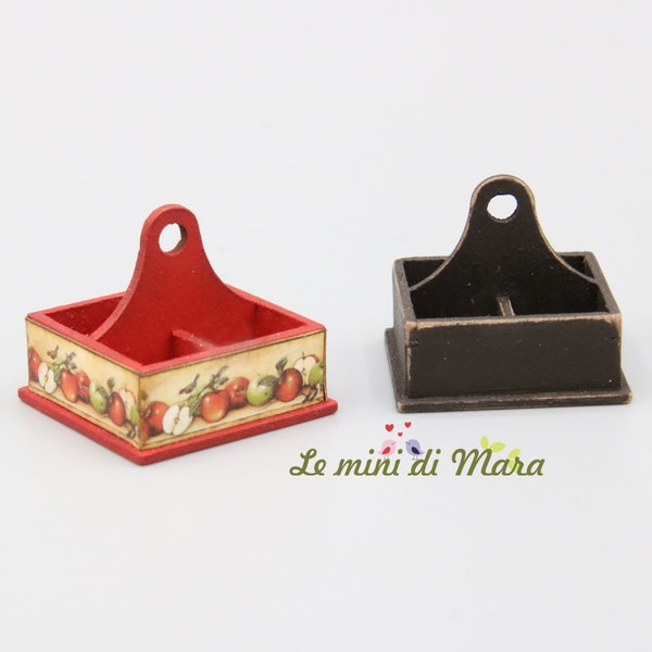 Wooden KIT – 1 wooden square basket with handle , for dollshouse in 1:12 scale – accessories for dollshouse – dollshouse miniature