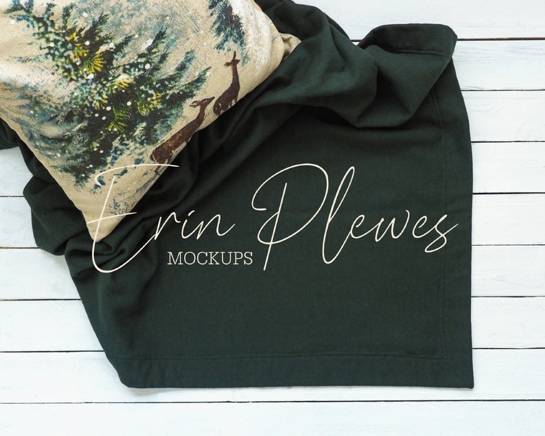 Download Couverture Mock Up Green Christmas Blanket Mockup Fleece ...