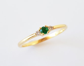 Round Cut Emerald Ring with Diamonds, Genuine Emerald Ring, Emerald Engagement Ring, May Birthstone Ring, Dainty Emerald Ring