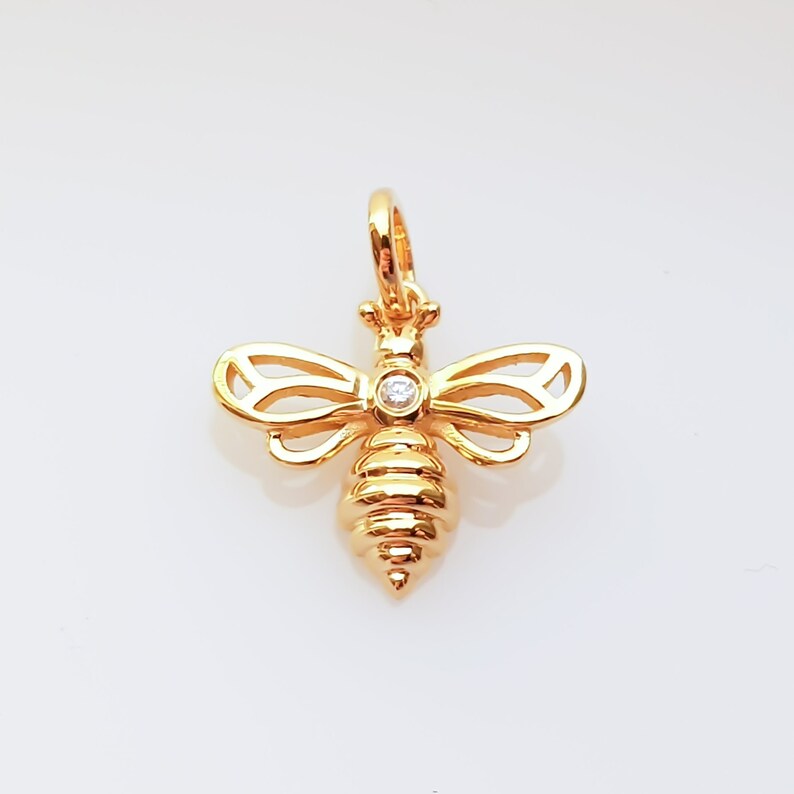 Diamond Bee Pendant Queen Bee Necklace Bumble Bee Necklace Etsy