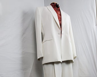 Un beau costume vintage des années 90 2 pièces light cream suit femme. Excellent.vintage.Condition. Sz 12