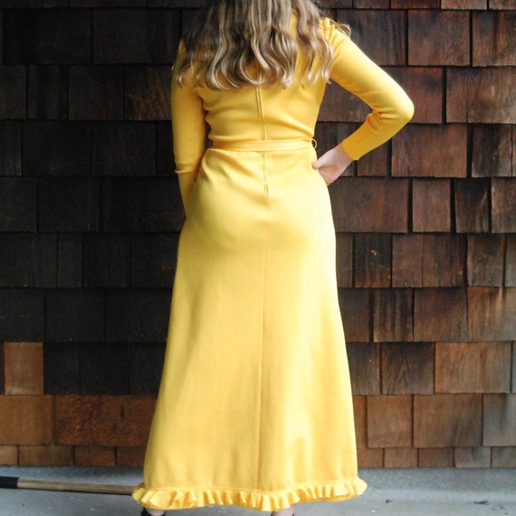 Yellow Maxi Dress. 70’s vintage bright sunny yell… - image 6