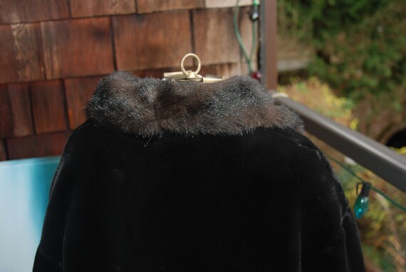 Vintage 90’s Faux Fur, Styled for a 50s look, sz … - image 4