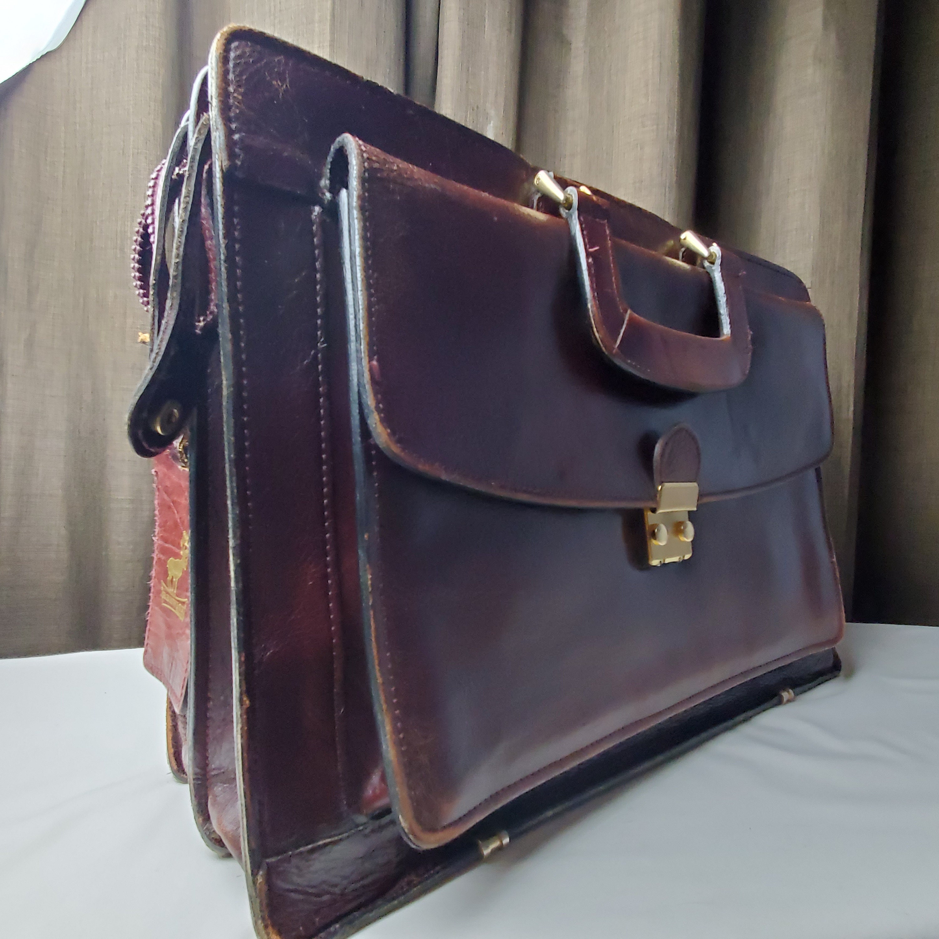 Vintage Renwick Briefcase Made in Canada. Good Condition. Etsy Canada