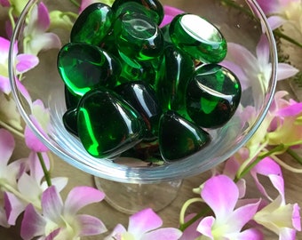 Green obsidian tumble stone