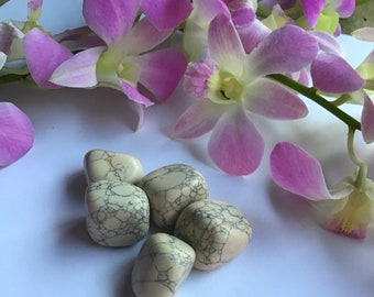 White Howlite tumble stone