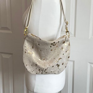 Venturi Gold Metallic Splash cowhide crossbody handbag, Metallic gold crossbody bag, gold leather handbag.