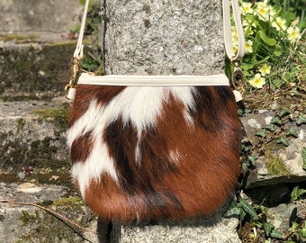 Tricolour Cowhide Leather Crossbody Bag: Cream Venturi Handbag