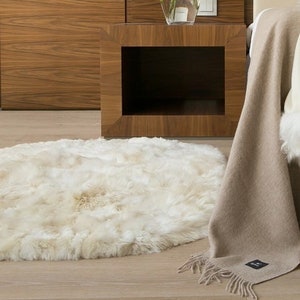 Champagne Alpaca Fur Round Rug, Alpaca Rugs Round Indoor, White Rug ...