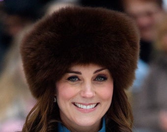 Real Fur Hat Chocolate, Premium Baby Alpaca fur hat brown, Ladies women hat made from Natural Alpaca Skin, Womens Winter Hats