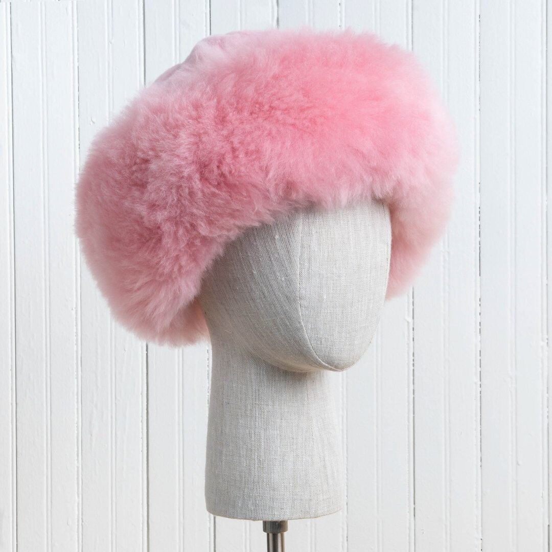 Ugg Pink Hat - Etsy display picture 1