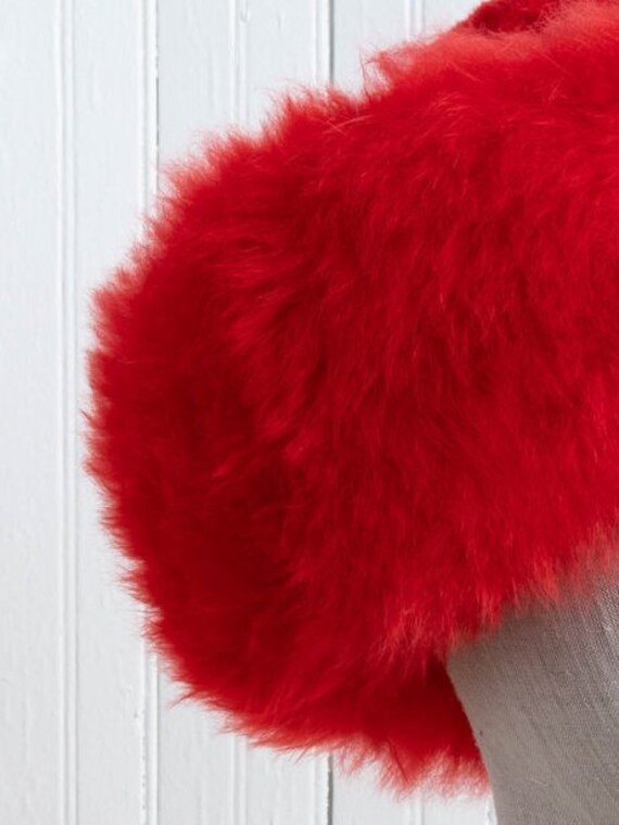 Premium Baby Alpaca Fur Hat Red, Ladies Women Hat Made From  display picture 1