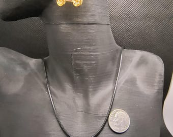 Zestaw biżuterii z dyniowym wozem | Naszyjnik i pasujące kolczyki | Zestaw zawieszek z motywem jesiennych zbiorów | Uroczy jesienny prezent | Akcesorium na Halloween