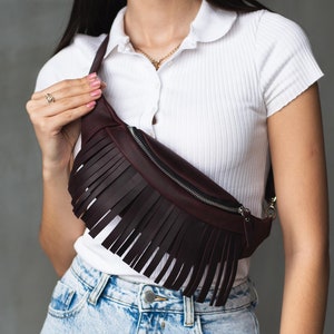 Leder Fransen Bauchtasche, Fransen Gürteltasche, Festival Gürteltasche, Benutzerdefinierte Ledertasche, Fransen Hüfttasche, handgefertigte Bauchtasche, Bauchtasche Frauen