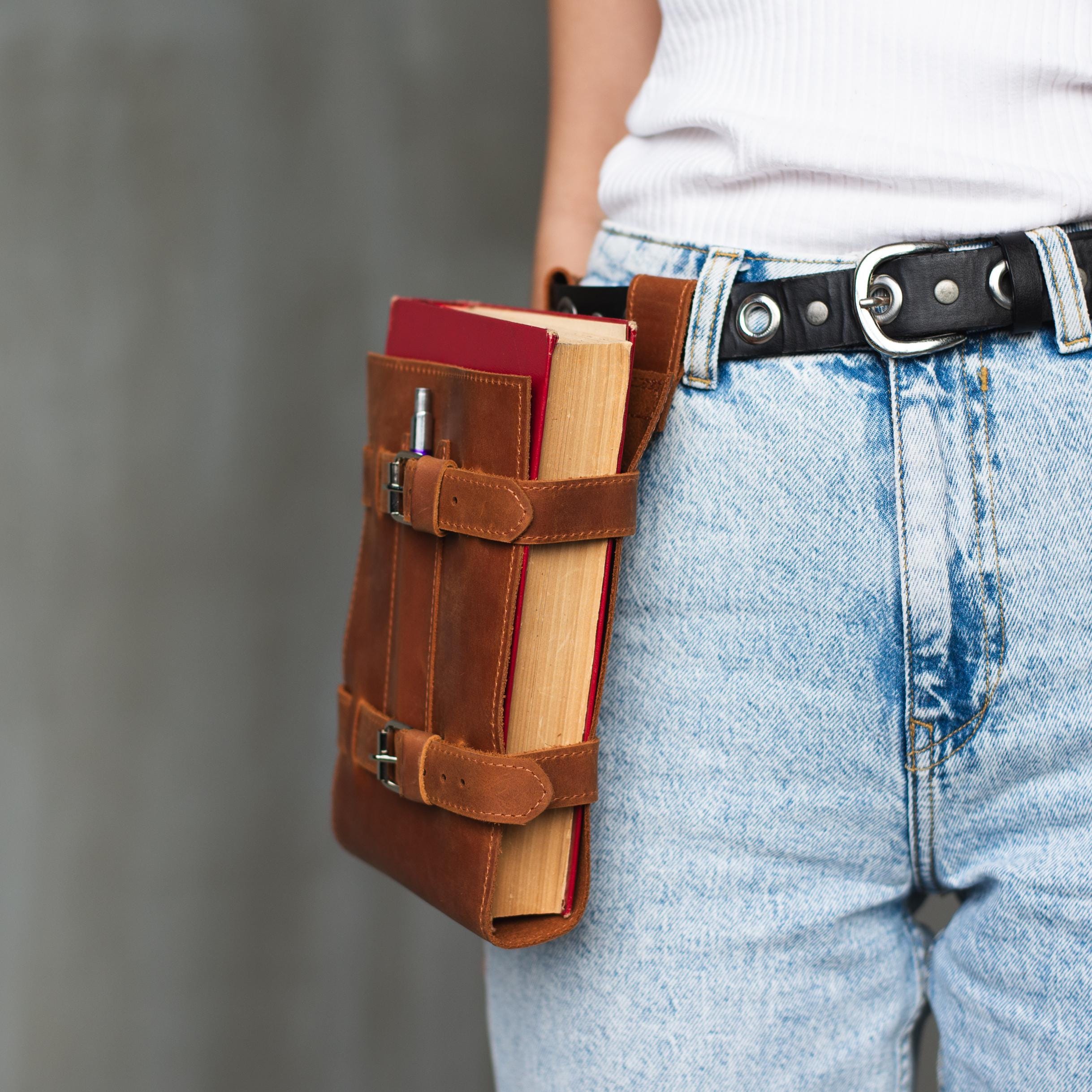 Leather Belt Book Holder, Leather Book Carrier, Waist Book Holster, Book  Belt Carrier, Book Holder for Belt, Medieval Book Holder - Etsy