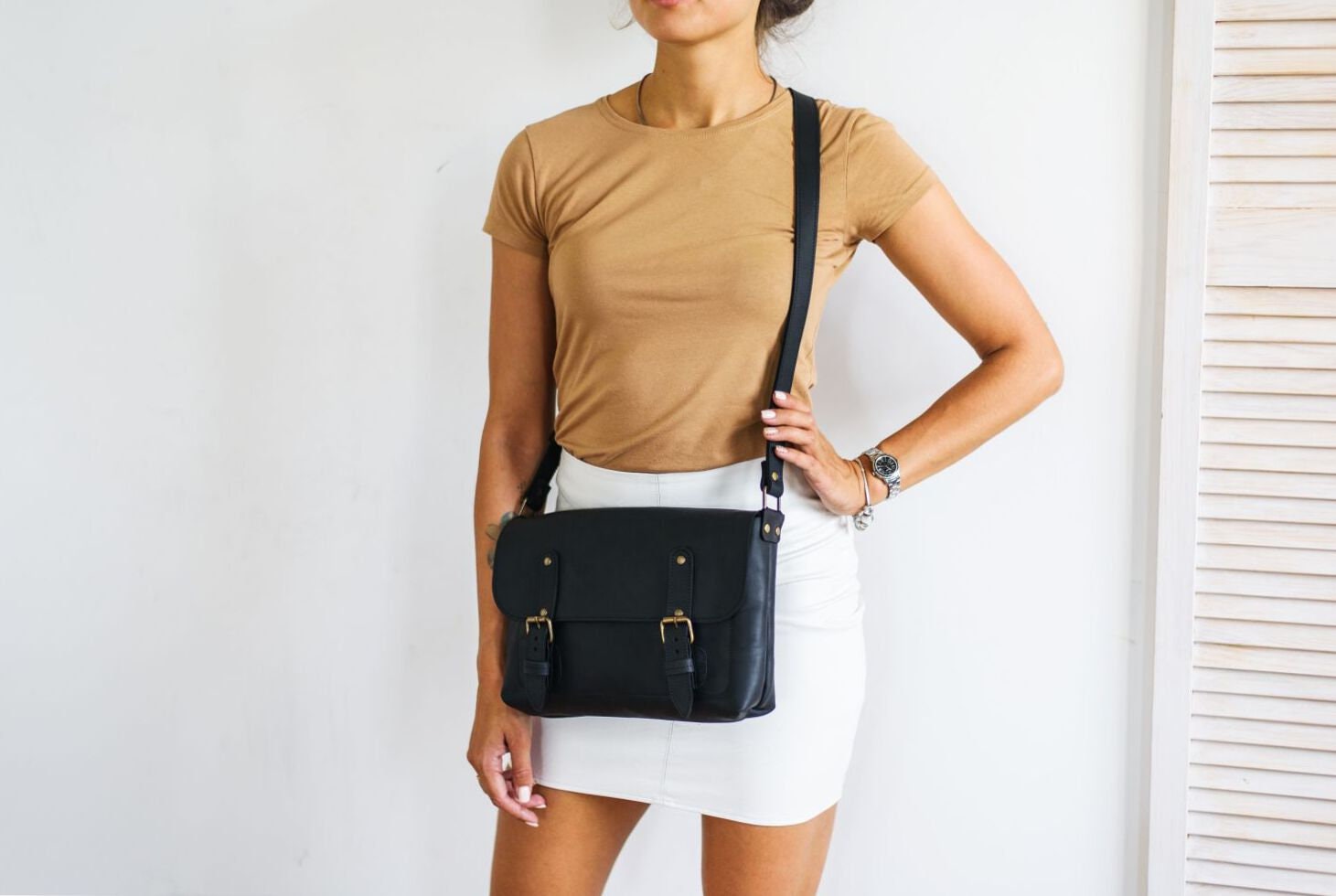 Womens leather messenger bag, Leather satchel bag women, Small messenger bag, Womens work bag, Laptop messenger bag, Crossbody satchel bag