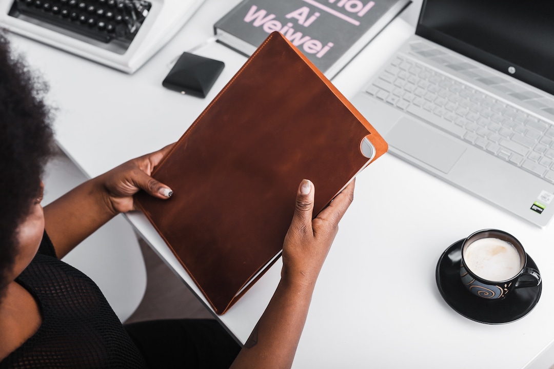 Personalized Leather Folder,monogrammed Portfolio Women,leather File