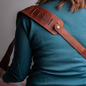 Engraved leather guitar strap, Custom guitar strap, Classical guitar strap, Leather bass guitar strap, Guitar strap with initials