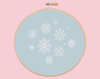 snowflakes cross stitch pattern