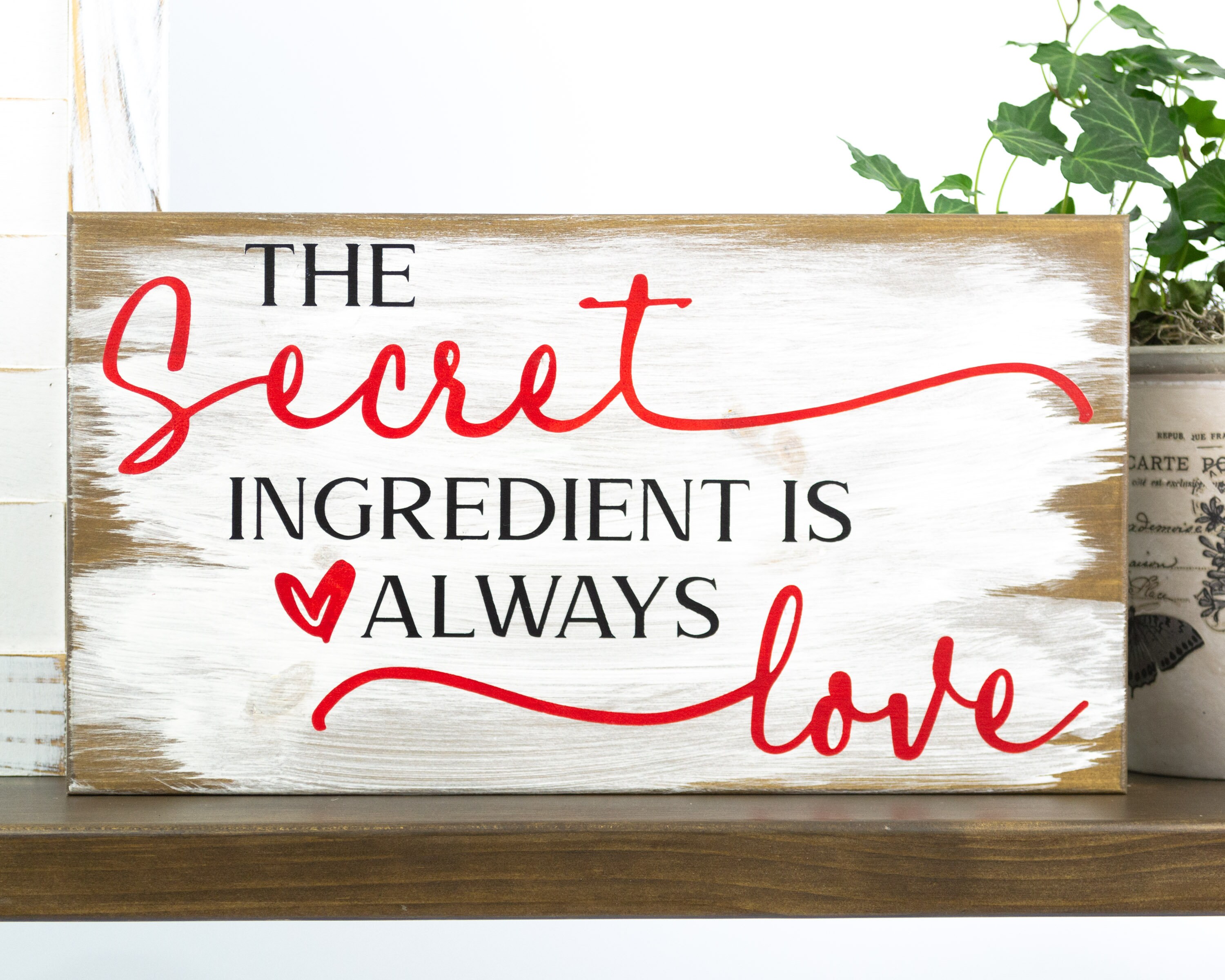 El ingrediente secreto es siempre amor rústico afligido | Etsy