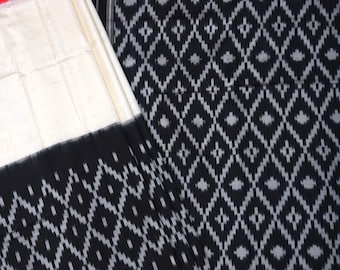 Pochumpalli Ikkat Pure Silk Handloom Saree