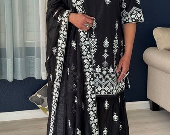 Cotton Garara set with foil mirror work and embroidery