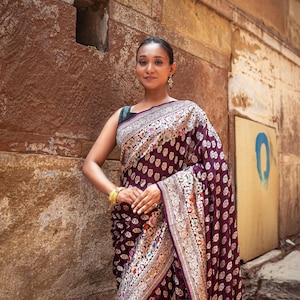 Khaddi Georgette Meenakari Saree
