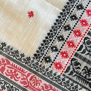 Matka Silk saree color - white red