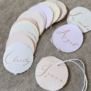 Etichette regalo personalizzate Carta fatta a mano a colori pastello / Etichette regalo di Natale / Tag di nome calligrafico / Segnaposto / Etichette bomboniere Da sposa