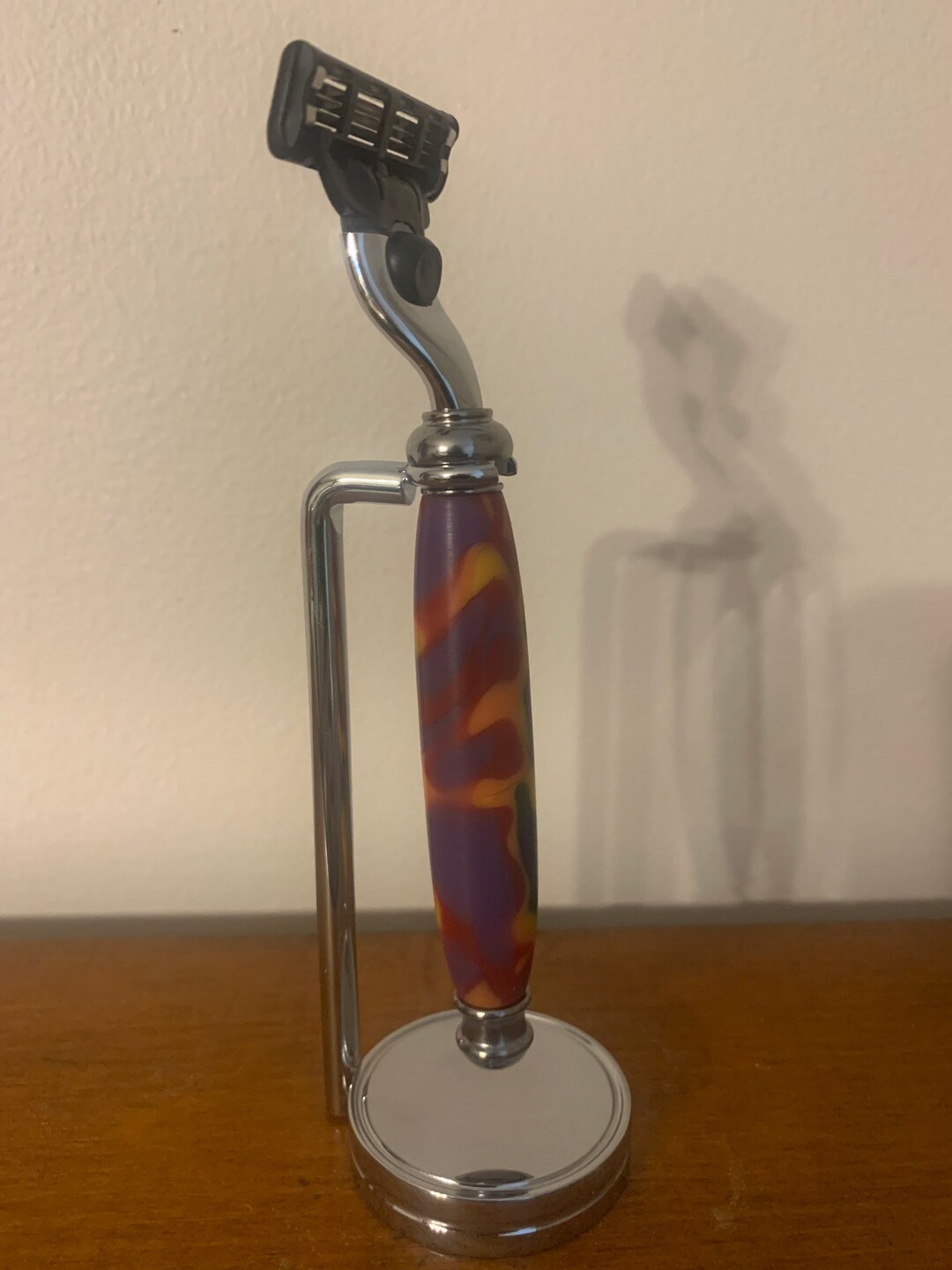 Handmade Acrylic Razor and Stand - Etsy