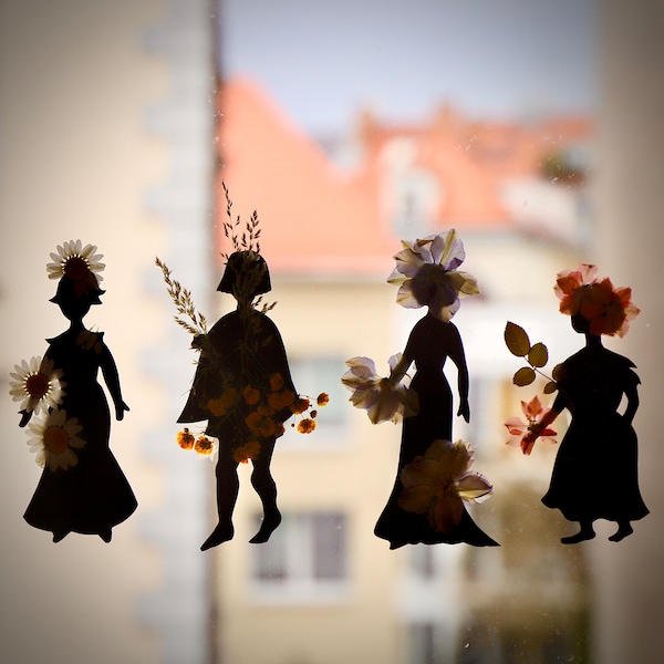 The Flowers‘ Festival Silhouettes