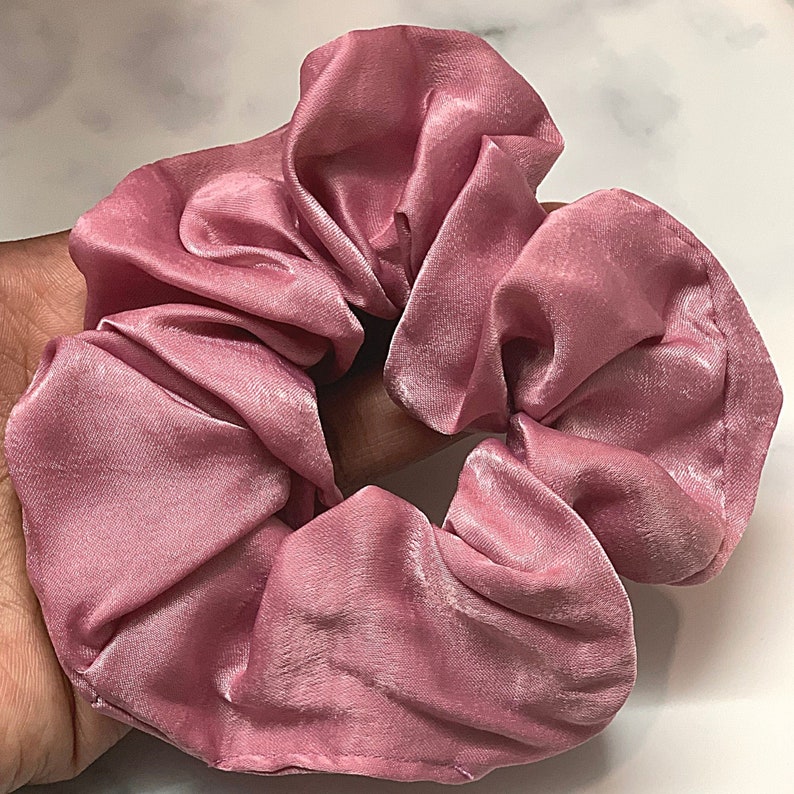 mama scrunchie to tie her hair up breastfeeding gift