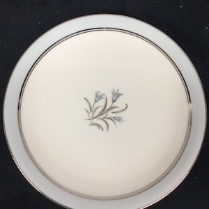 Vintage Noritake Bluebell Luncheon Plate 8”