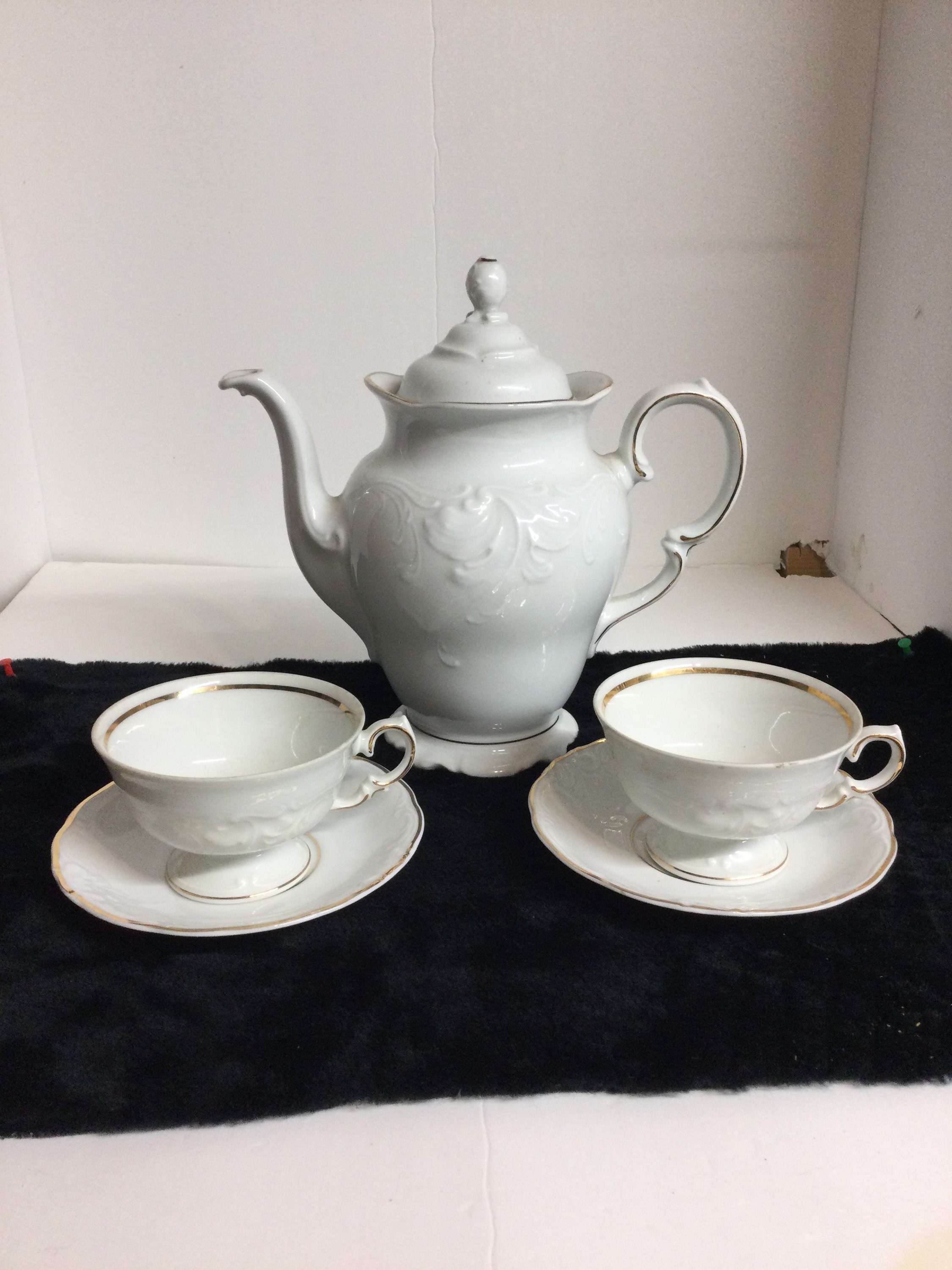 Wawel China Casa Oro Made in Poland Teapot and Two Tea Cups