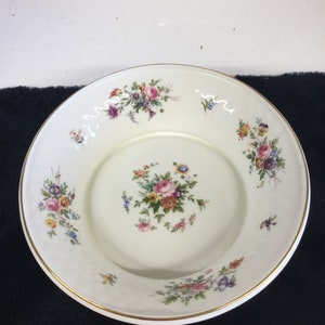 Minton Bone China “ Marlow “ Serving/Centerpiece Fruit Bowl 9 3/4” Flare 3” Tall 7” Base ( Ultra Rare )