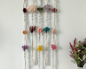Handmade Tapestry with Dried Flowers, Baby Breath Perserved Hydrangeas Roses, Dream Cather Home Decoration