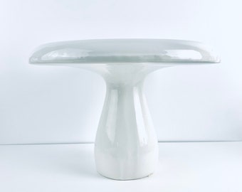 IKEA's Kungshatt Vintage Ceramic Cake Stand - Charm and Durability Combined! Add a Touch of Nostalgic Elegance to Your Table