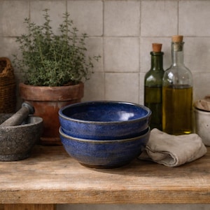 Vintage blå keramikskålar av Jan de Groot – Dutch Studio Pottery – Handgjuten signerad stengods – Rustikt köks- eller hylldekorationsset