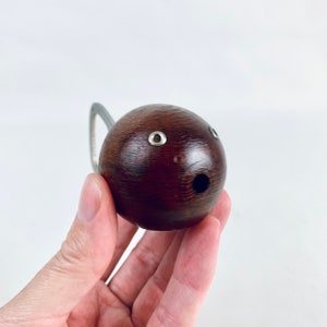 ヴィンテージ スカンジナビア 木製ボトルオープナー | ミッドセンチュリー モダン バーウェア | フグ デザイン | レトロなキッチン デコレーション | ユニークなギフト アイデア