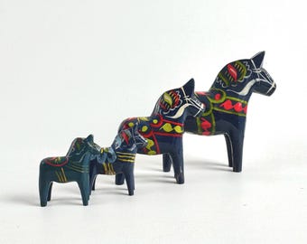 Vintage Swedish Dala Horse Set of 4, Hand Painted Wood Folk Art, G.A. Olsson Nusnäs, Blue Scandinavian Decor