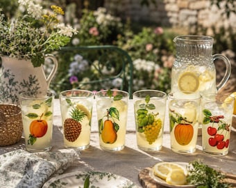 Conjunto de 6 copos de suco de frutas vintage VMC Reims, estilo francês retrô, com estampas coloridas de frutas, decoração de cozinha dos anos 1970.
