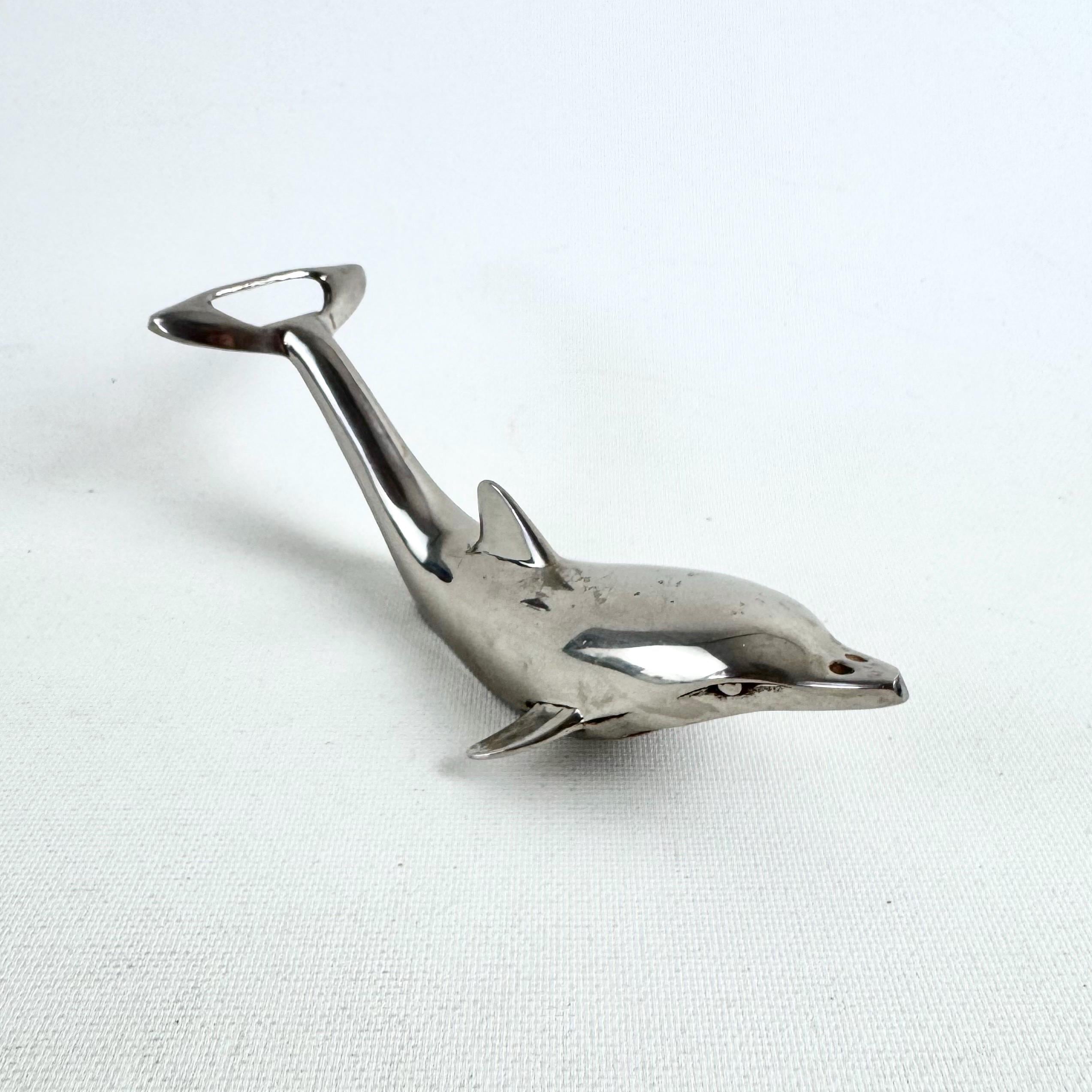 ヴィンテージ Dolphin ボトルオープナー｜ミッドセンチュリー オブジェ ヴィンテージ ドルフィン ボトルオープナー、シルバートーン マリン