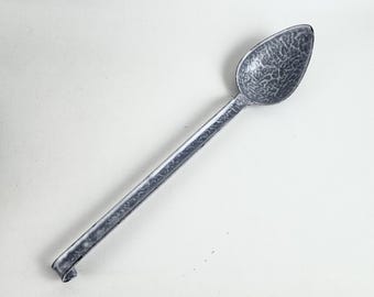 Vintage Emaille Servierlöffel, Graues Granitgeschirr Küchenutensil, Auflaufform & Eintopfheber, Bauernhaus Küche Dekor