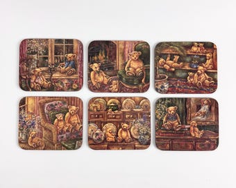 Conjunto de 6 porta-copos vintage em formato de ursinho de pelúcia – Ilustração de livro infantil em madeira com base de cortiça para decoração de cozinha estilo casa de campo.