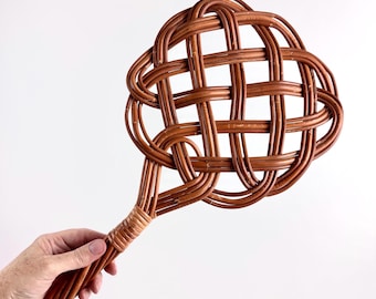 Vintage Rattan Carpet Beater, Woven Cane Rug Beater, Rustic Farmhouse Wall Decor with Intricate Knot Weave