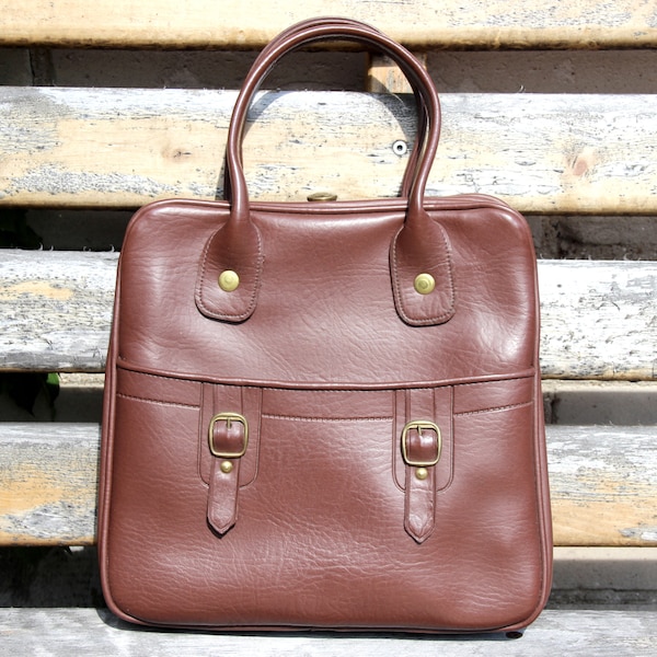 Élégant sac à main soviétique vintage en cuir artificiel brun pour femmes / Grand sac à main avec un fermoir en métal / Sac à poignée rétro pour dames - Vieille pochette / Sac