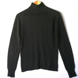 Black nike turtleneck best sale