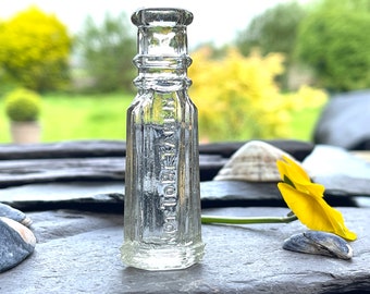 Winzige Vintage-Giftflasche, antike Flasche, seltene, NICHT ZU NEHMEN ACHTUNG, kleine Glasflasche, kleine Medizinflasche, Apothekerflaschen