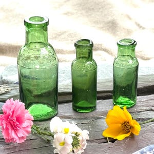 Tiny Vintage Bottles, Pretty Antique Decor Apothecary Bottles, Green Glass Bottles, Antique Bottles, Medicine bottle, Potion, bud vase,
