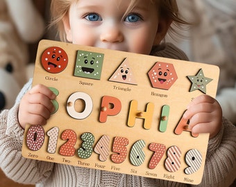 Hölzernes beschäftigtes Brettpuzzle, kundenspezifisches algebraisches hölzernes Namenspuzzle, personalisiertes Vorschulpuzzlespielspielzeug für Baby-Mädchen-Baby-Jungen, Lernpuzzle